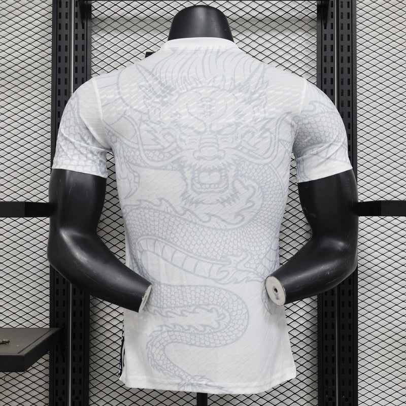 Camisa Real Madrid Versão Jogador 24∕25 - Edição Especial White