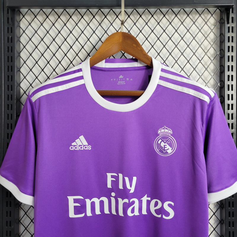 Camisa Retrô Real Madrid 2016/17 Away